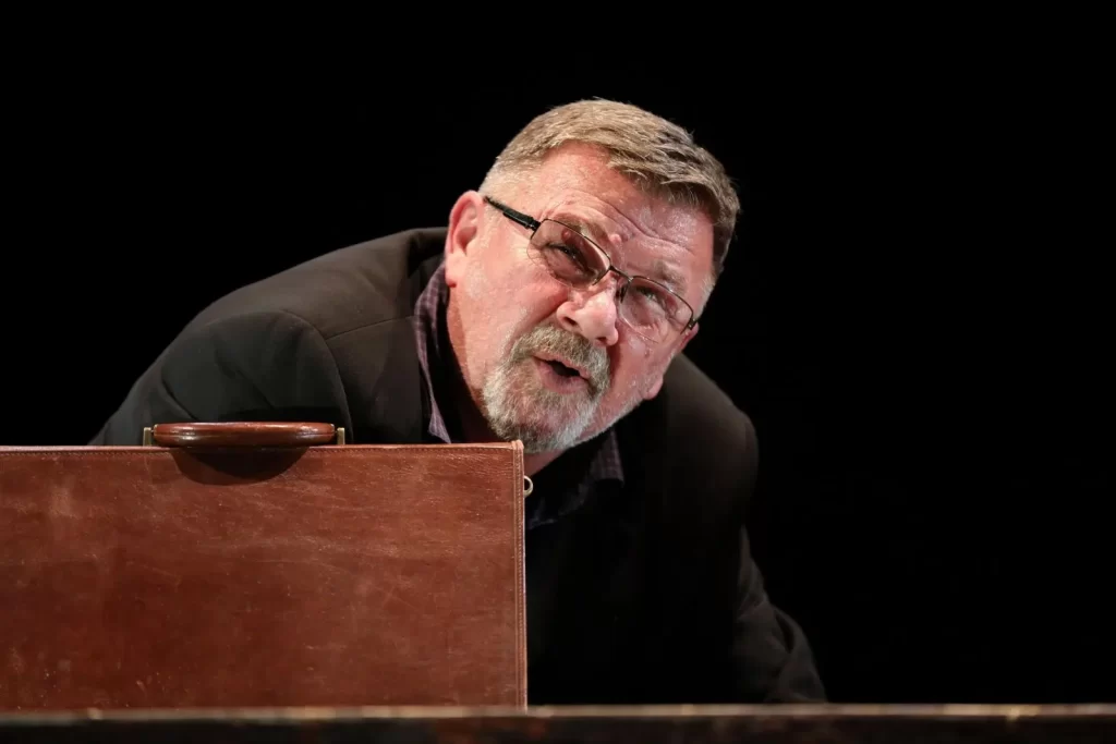 Klamm háborúja (4)